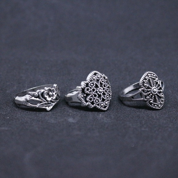 Flower Antique-style 3 Ring Set Silver Plated (b) - Picture 3 of 6